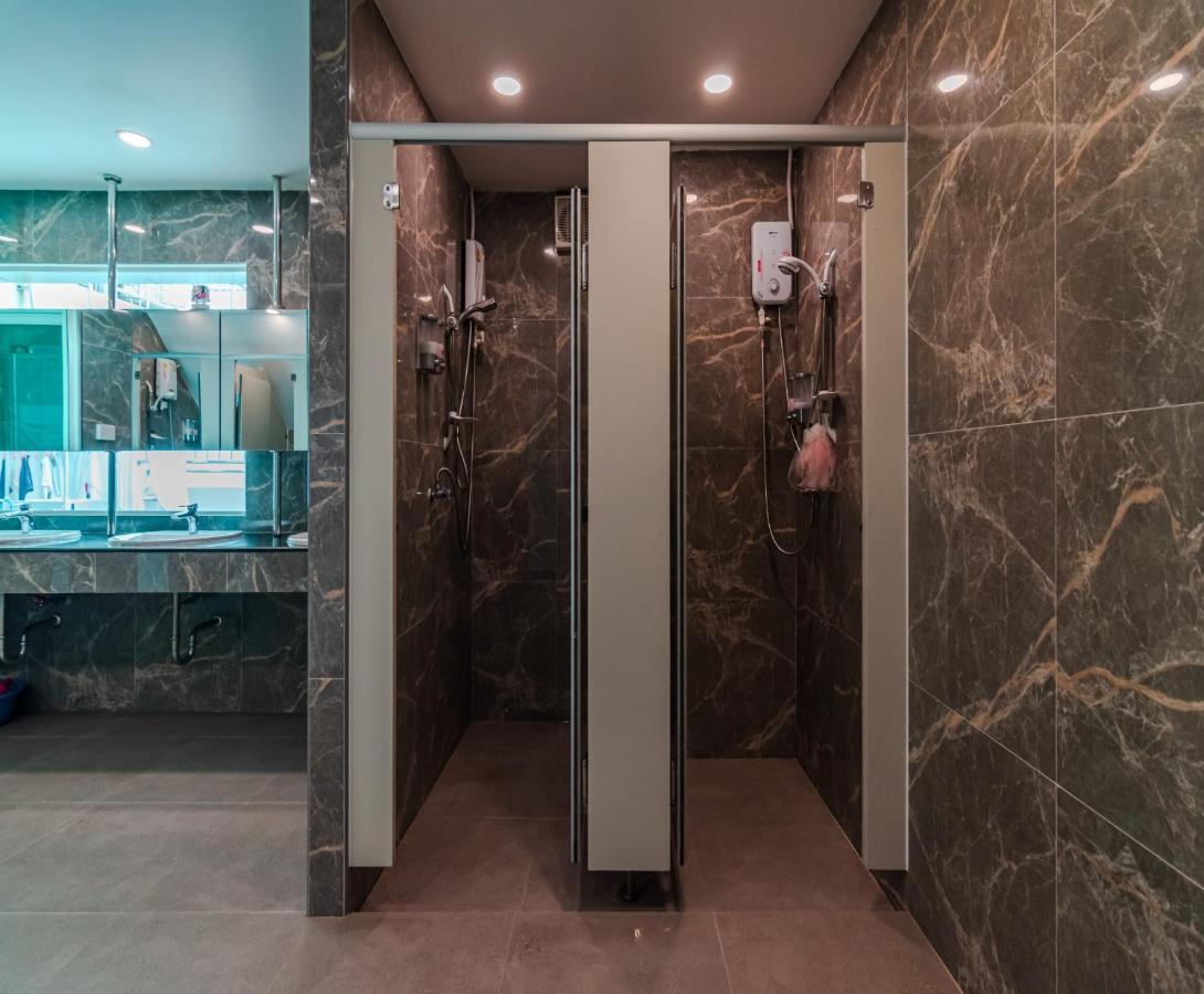 The Victory View (Adults Only) Hotel Bangkok Buitenkant foto